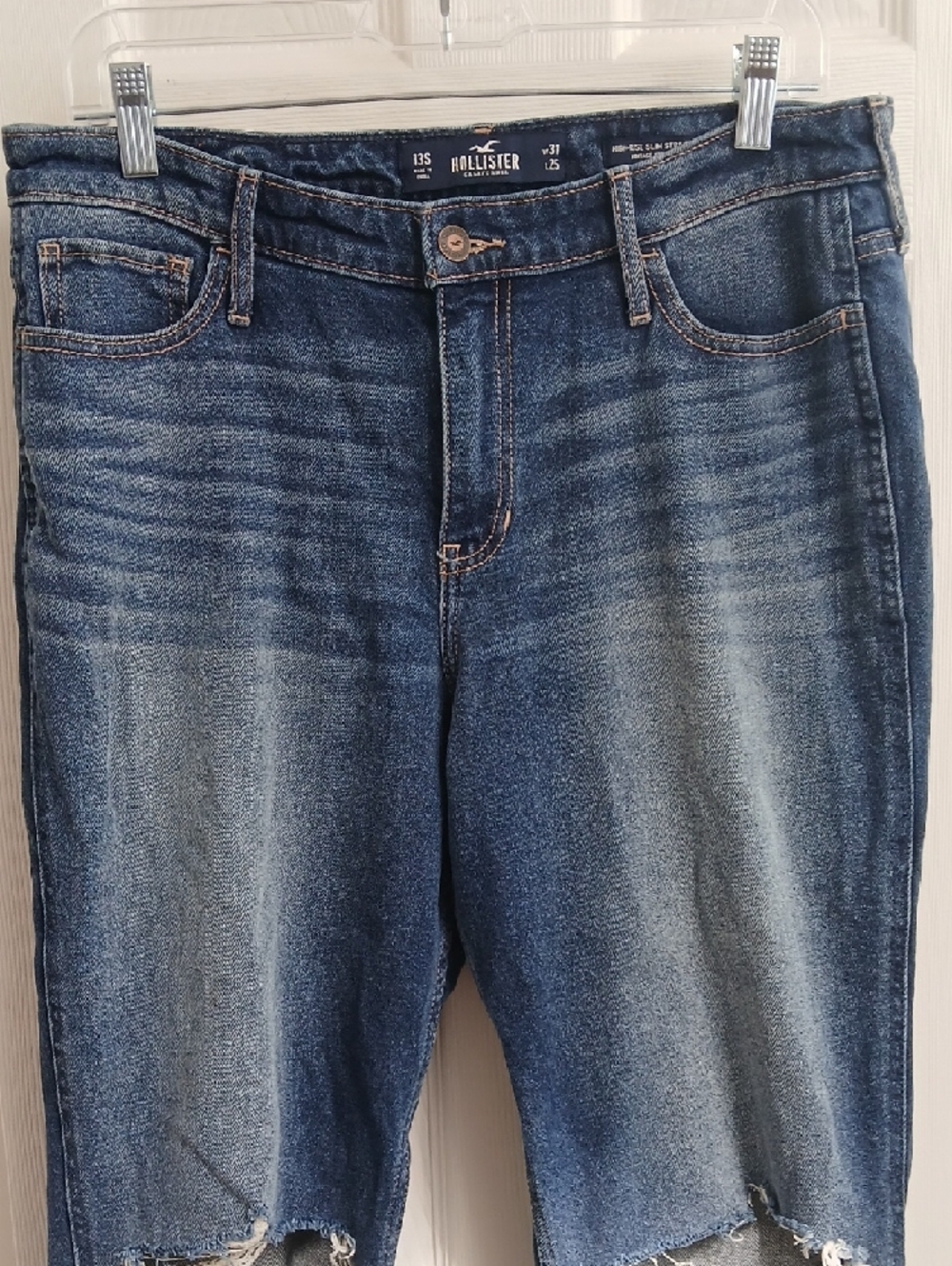 Hollister High Rise Slim Straight Vintage Stretch Cropped Distressed Jeans 13S - Picture 2 of 16